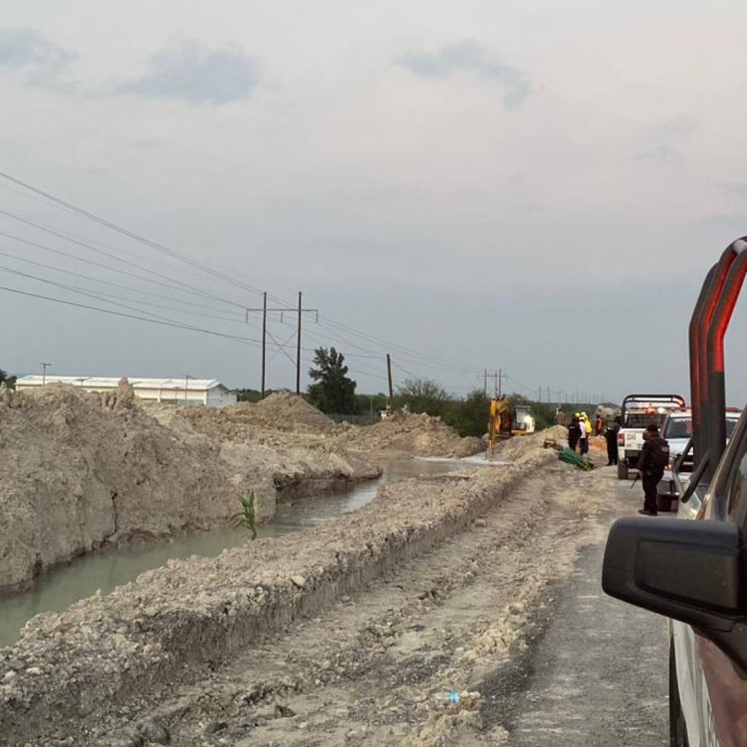 Trabajador de Comapa es Arrastrado por Corriente tras Fuga de Agua